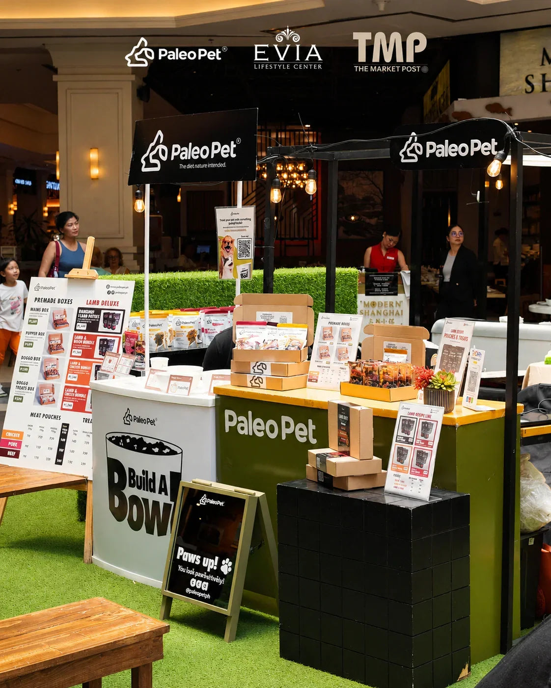 Paleo Pet’s Market Booth Journey to Happier Pet Bowls